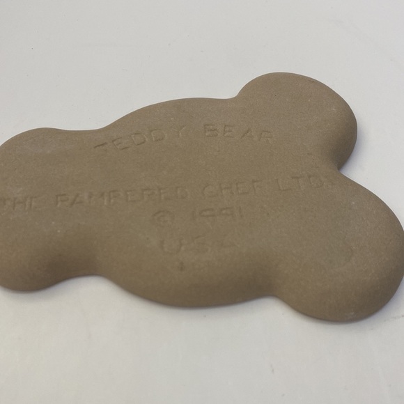 Pampered Chef Cookie Mold “Teddy Bear” - Picture 3 of 4